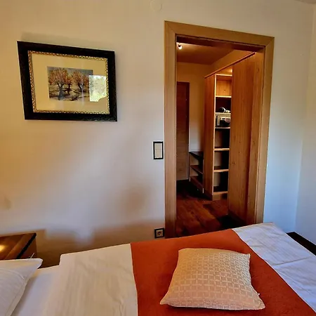 Landgasthof Trattnig Schiefling am See Room photo
